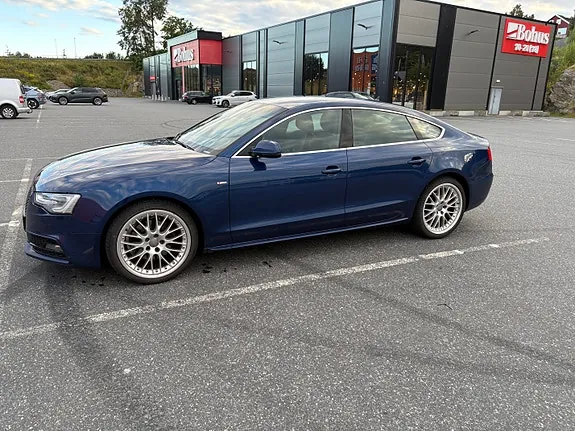 Audi A5 2014 photo 2
