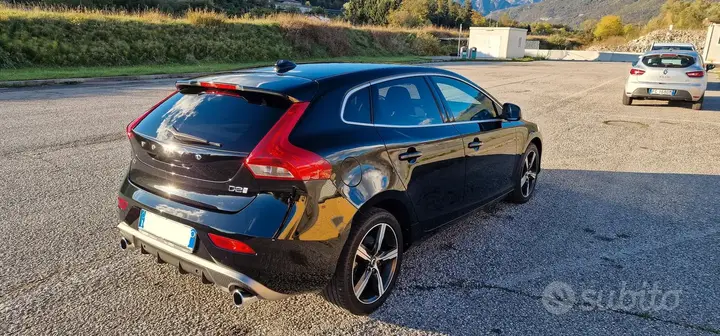 Volvo V40 2018 photo 3