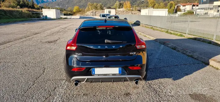 Volvo V40 2018 photo 4
