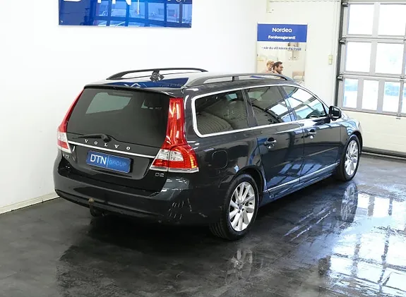 Volvo V70 2015 photo 2