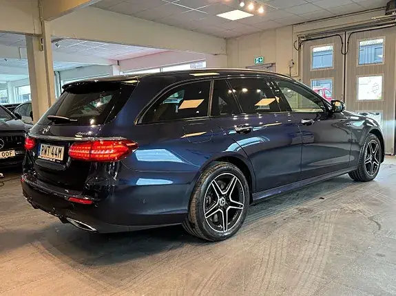 Mercedes-Benz E300 2022 photo 4