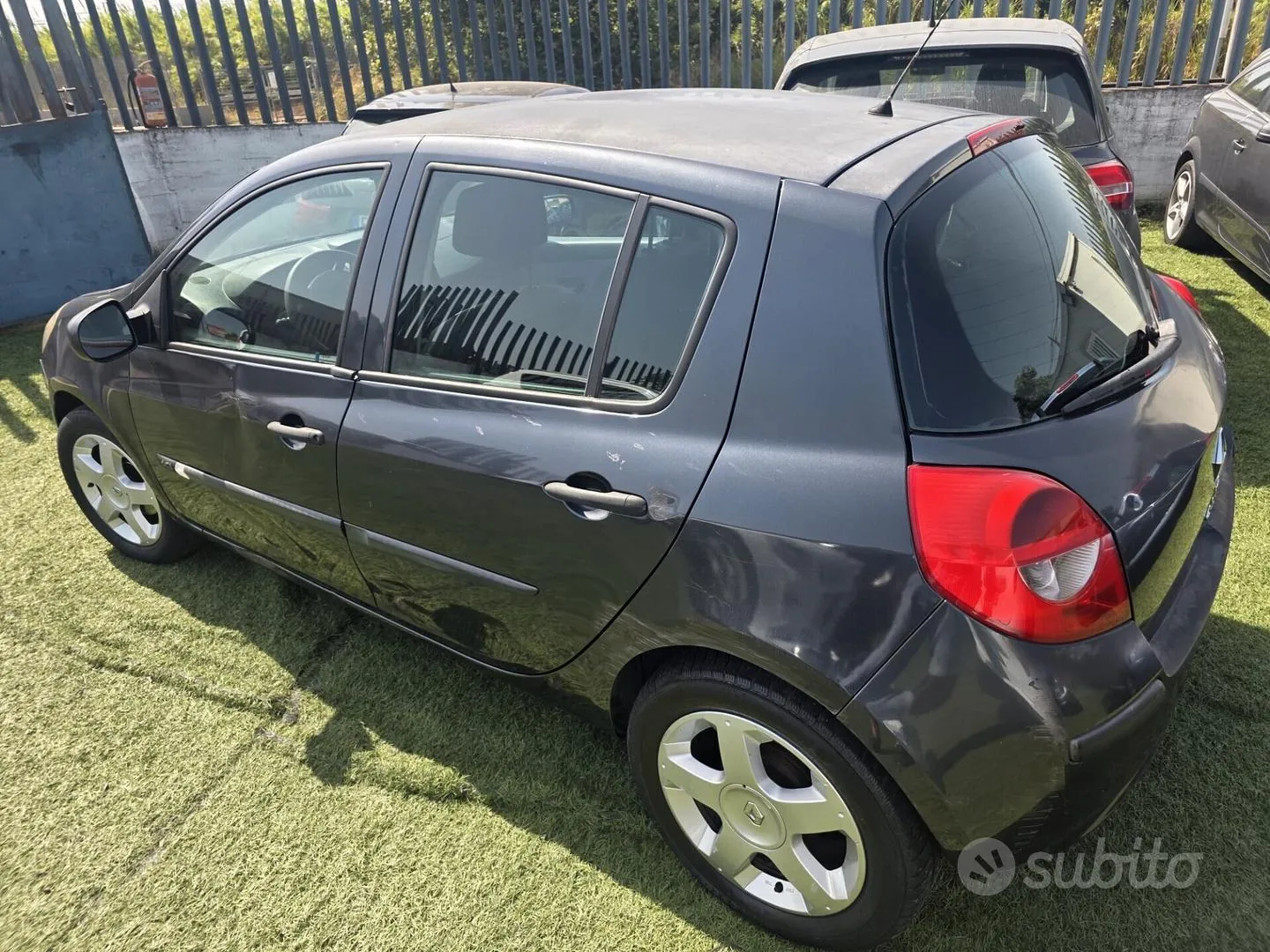 Renault Clio 2007 photo 3