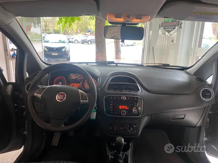 Fiat Punto Evo 2012 photo 5