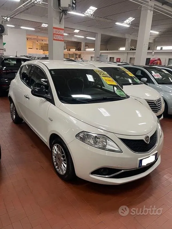 Lancia Ypsilon 2017 photo 3