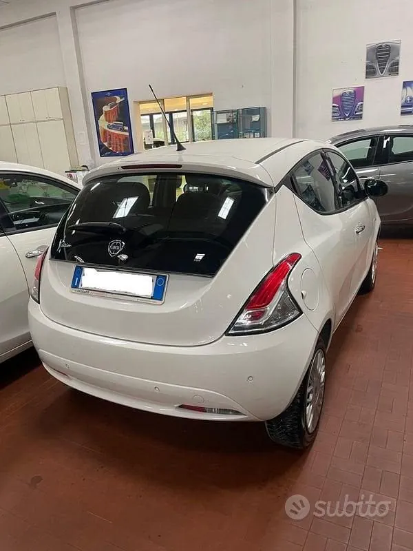 Lancia Ypsilon 2017 photo 5