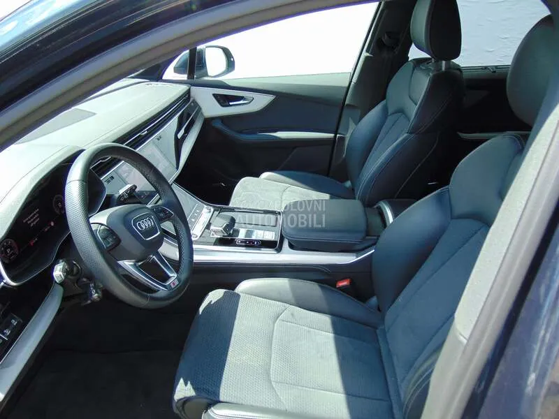 Audi Q7 2024 photo 3