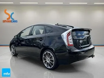Toyota Prius 2015 photo 3