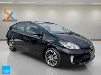 Toyota Prius 2015 photo 2