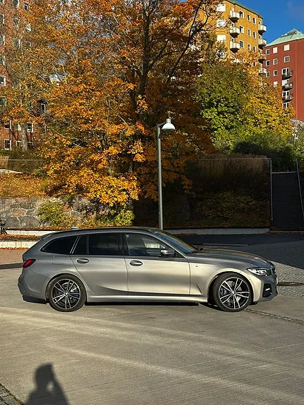 BMW 330I 2020 photo 2