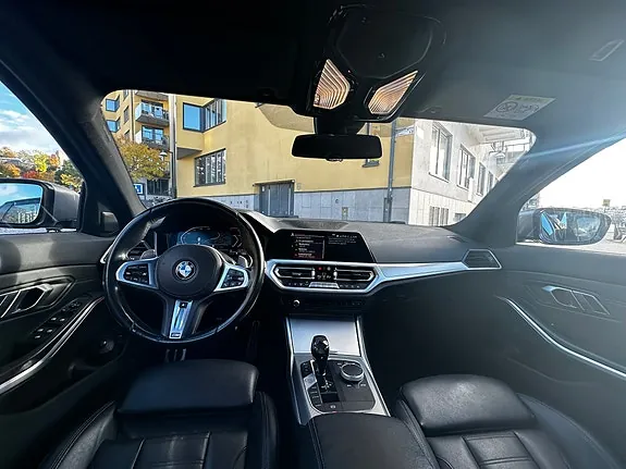 BMW 330I 2020 photo 4