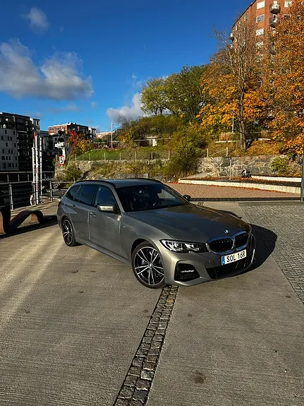 BMW 330I