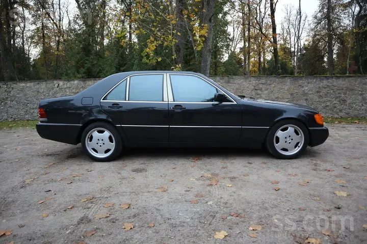 Mercedes-Benz S400 1992 photo 4