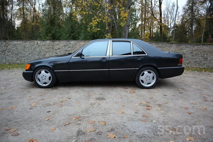 Mercedes-Benz S400 1992 photo 3