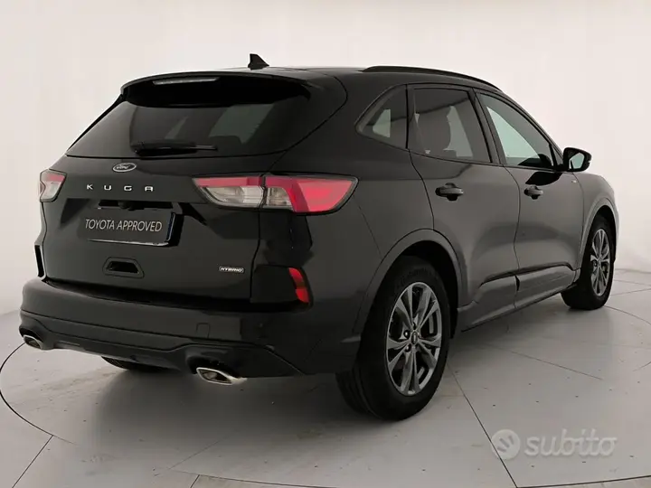 Ford Kuga 2023 photo 2