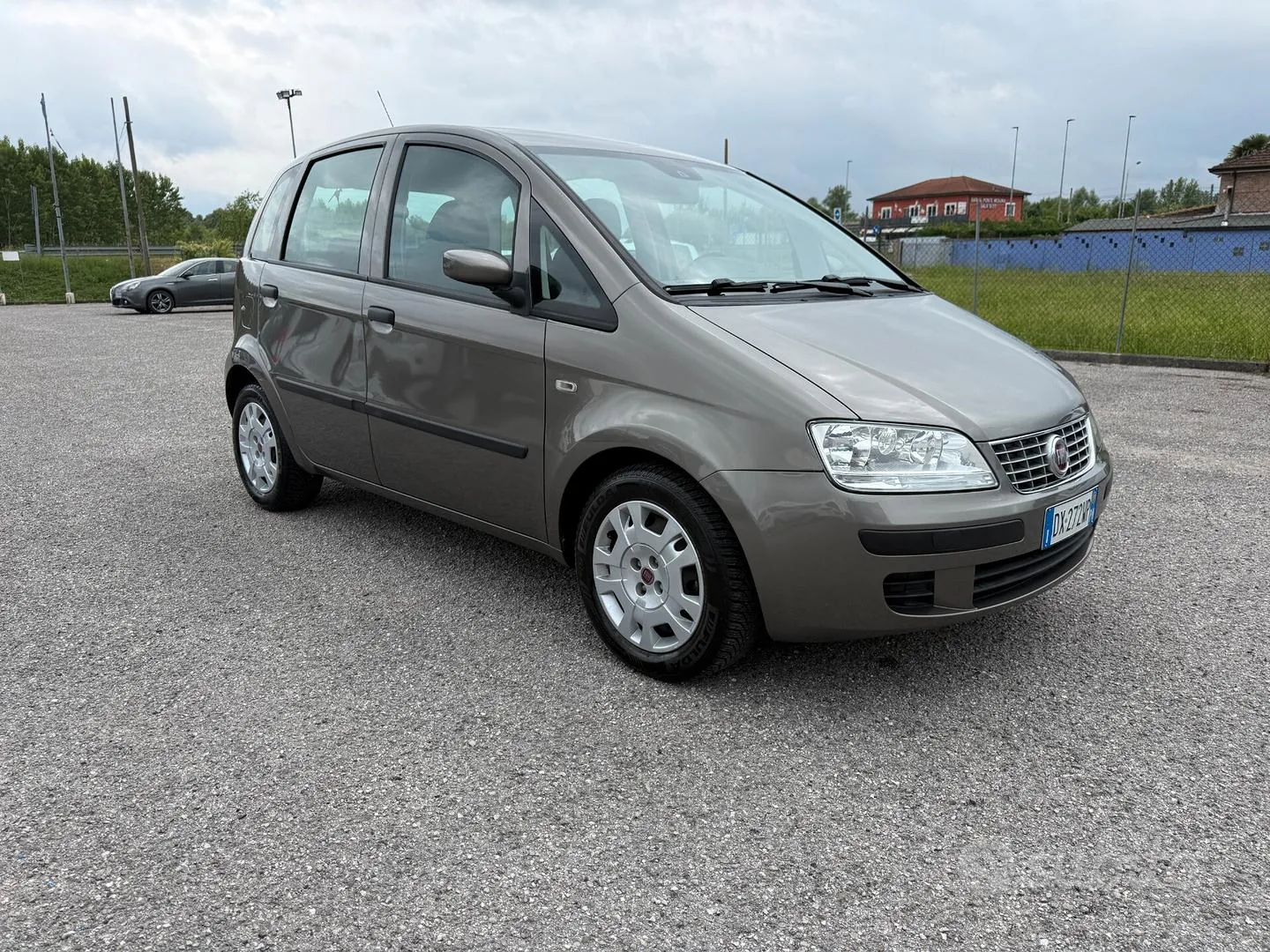 Fiat Idea 2009 photo 3