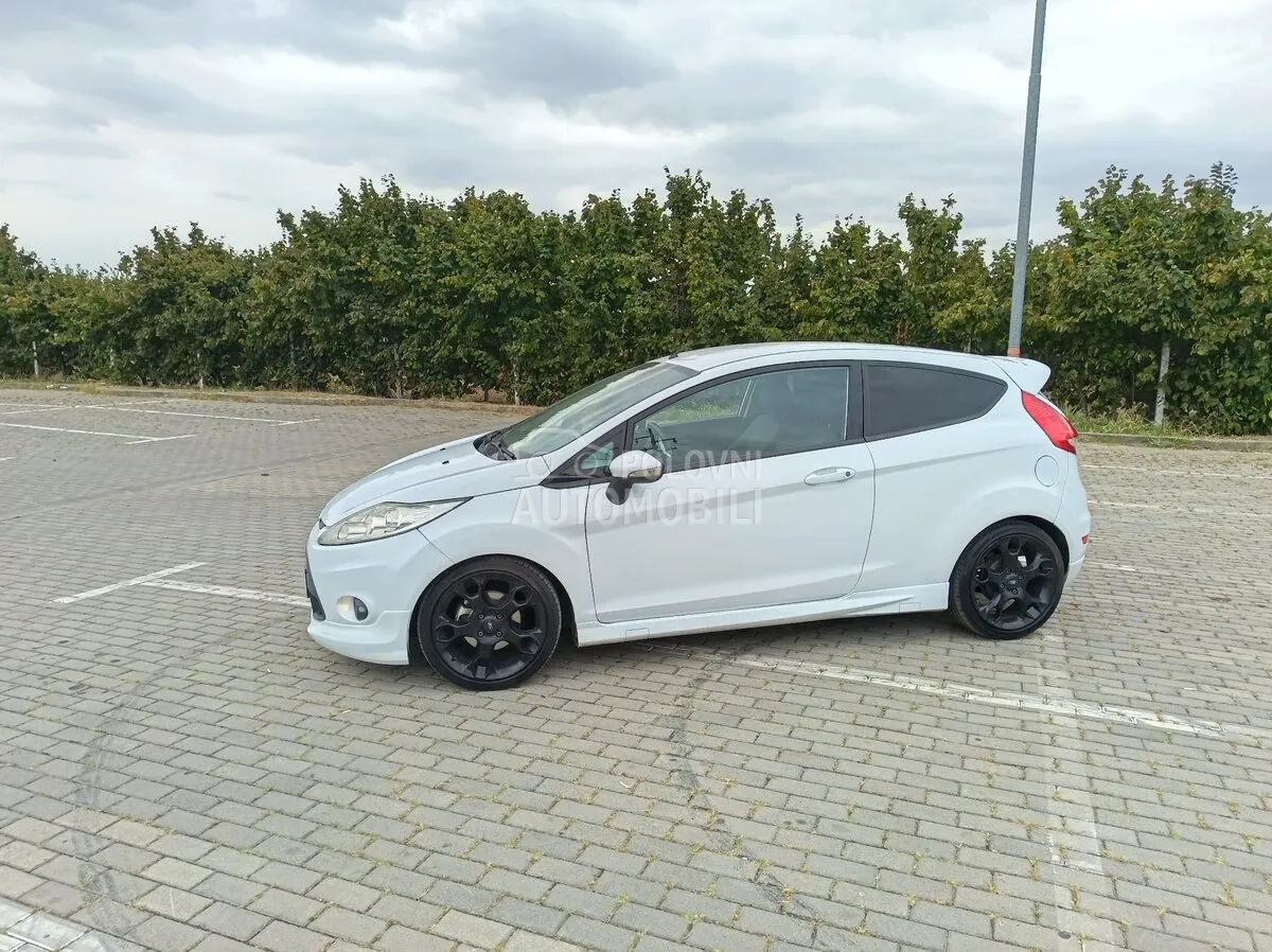 Ford Fiesta 2008 photo 2