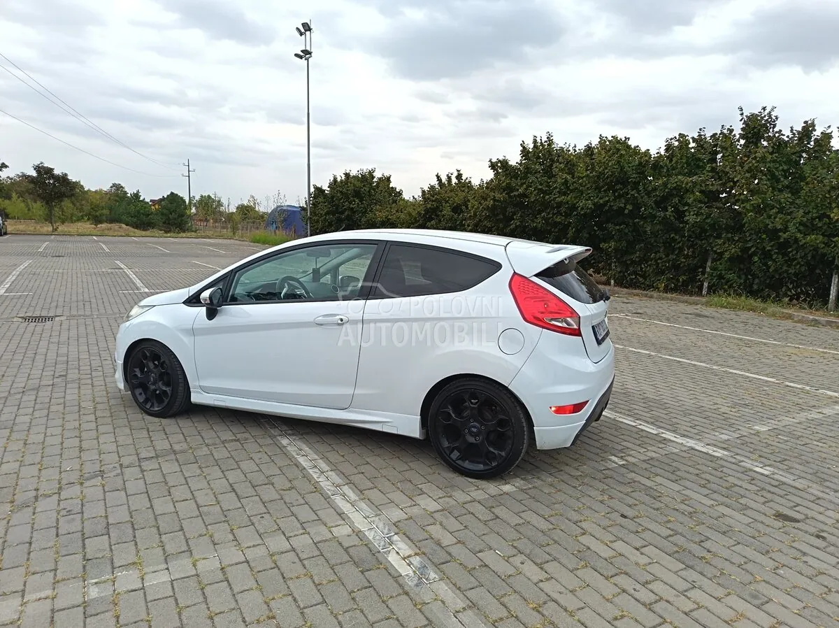 Ford Fiesta 2008 photo 3