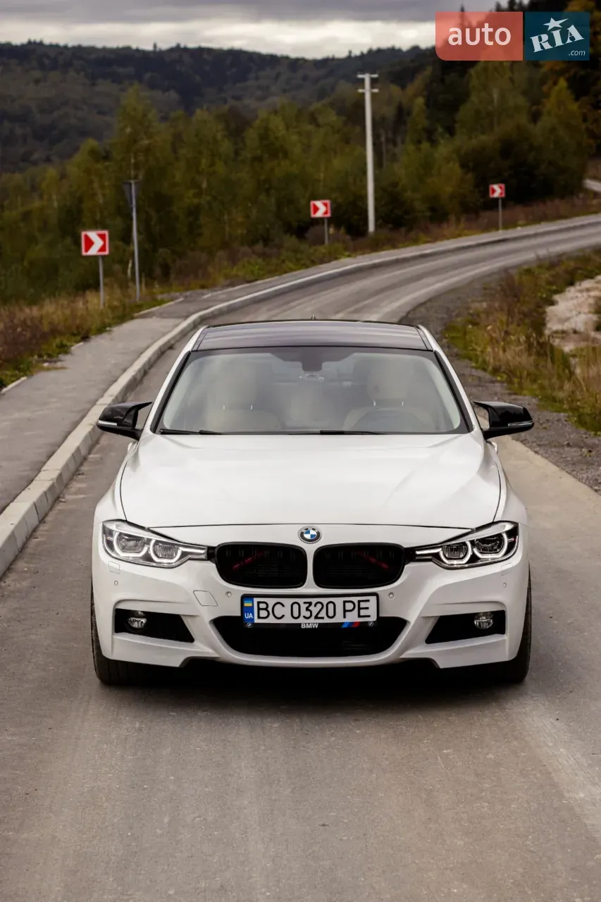 BMW 3 Series 2018 photo 3