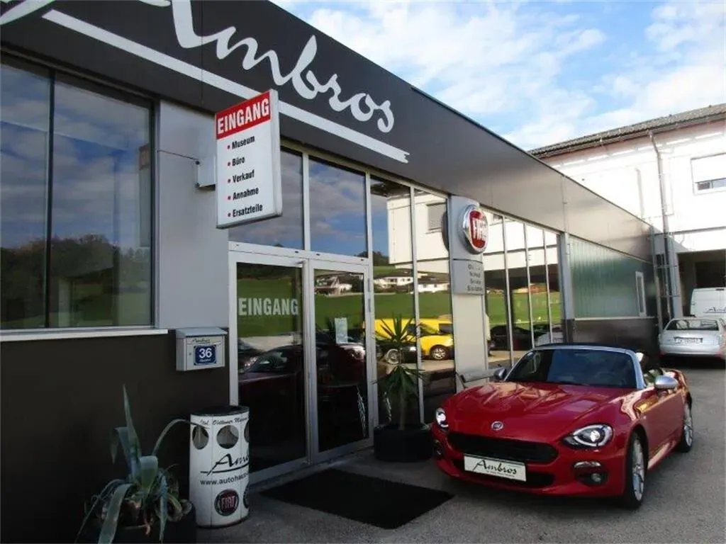 Fiat 124 Spider Lusso