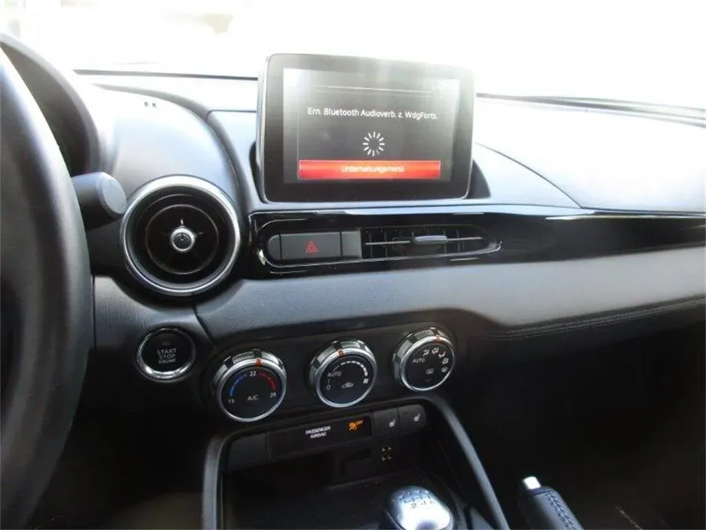 Fiat 124 Spider Lusso 2019 photo 3