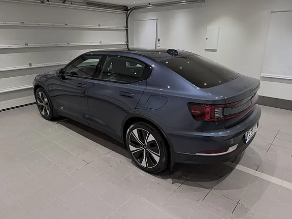 Polestar 2 2022 photo 2