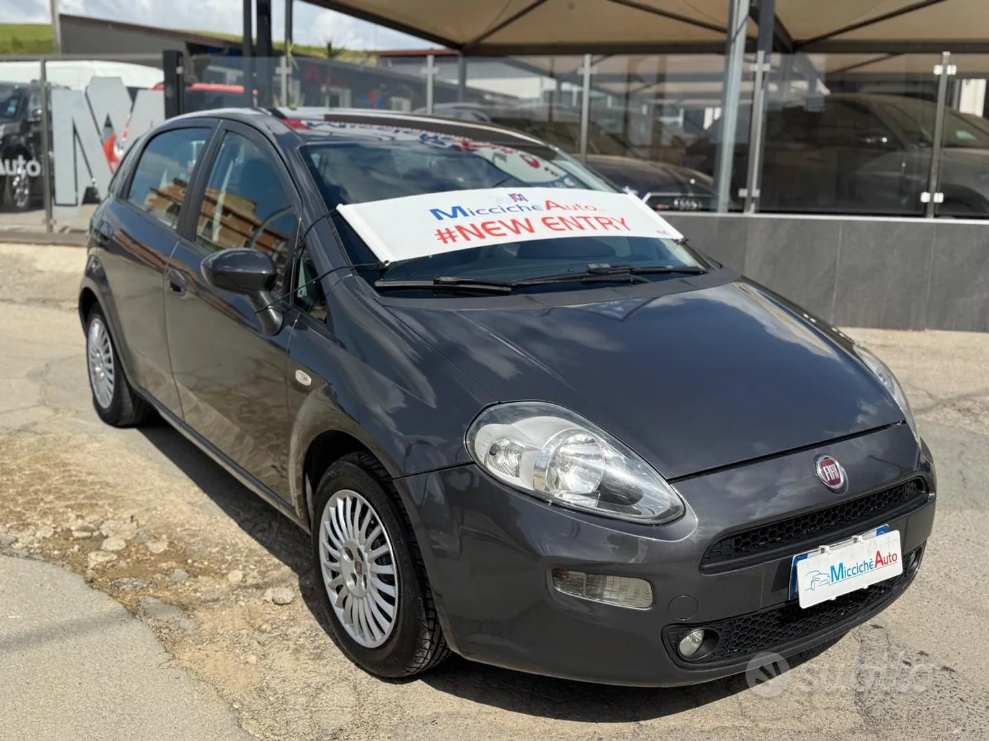 Fiat Punto 2013 photo 2