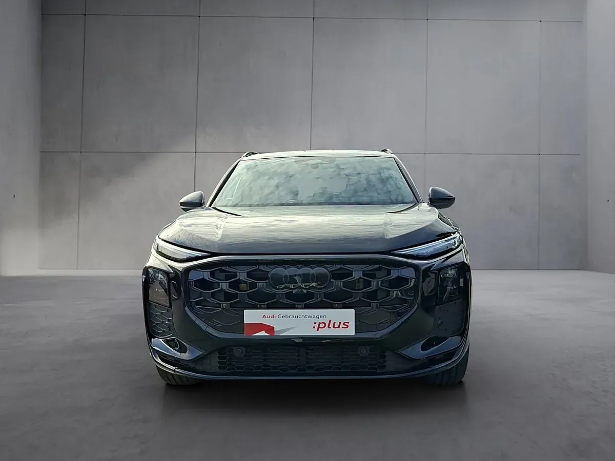 Audi Q3 2025 photo 2