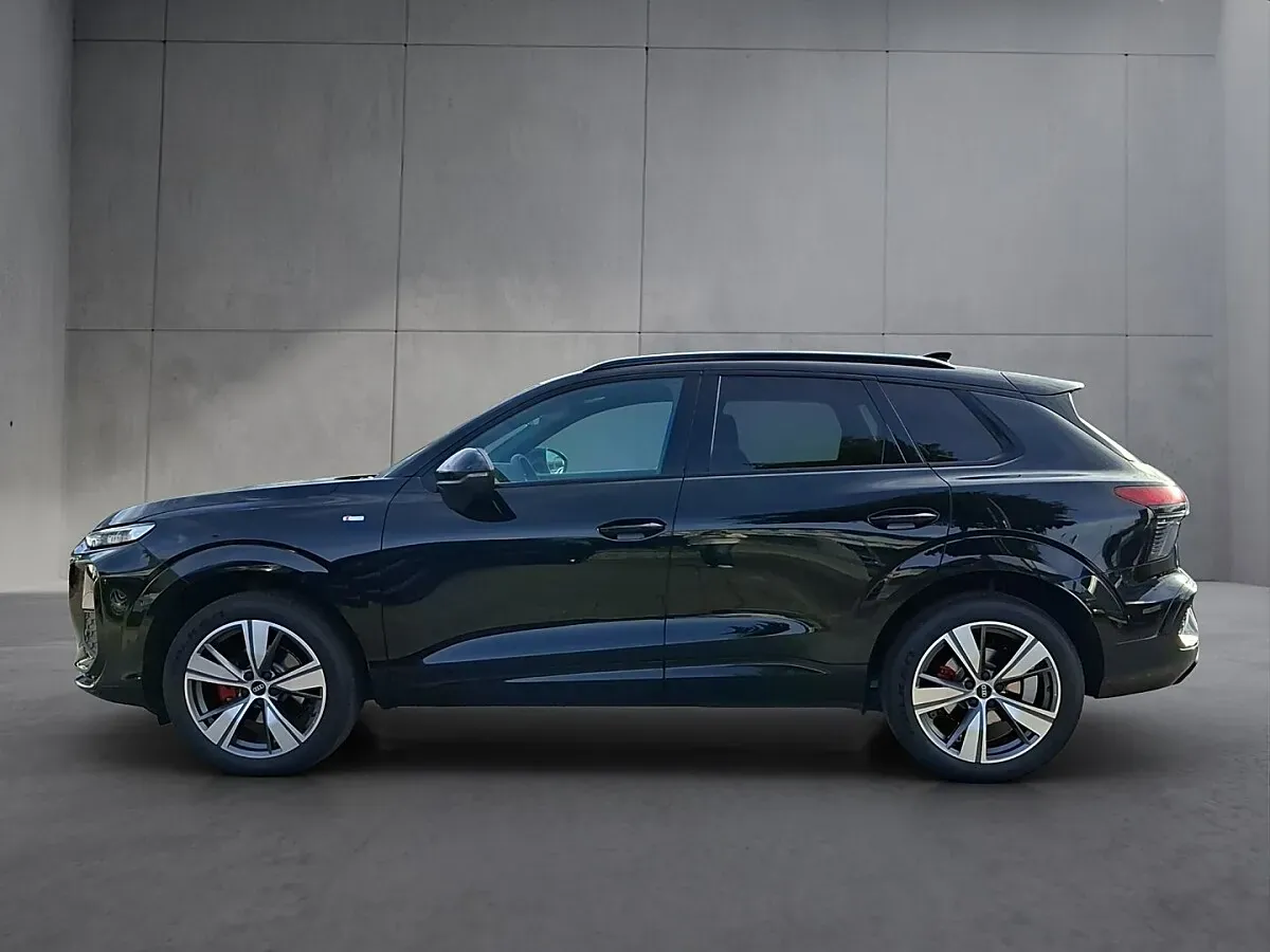 Audi Q3 2025 photo 3