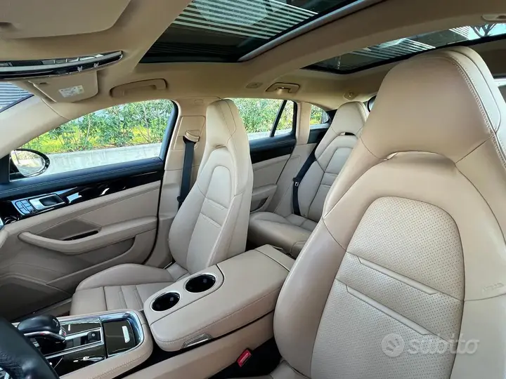 Porsche Panamera 2023 photo 4