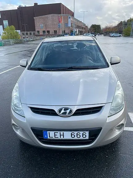 Hyundai I20