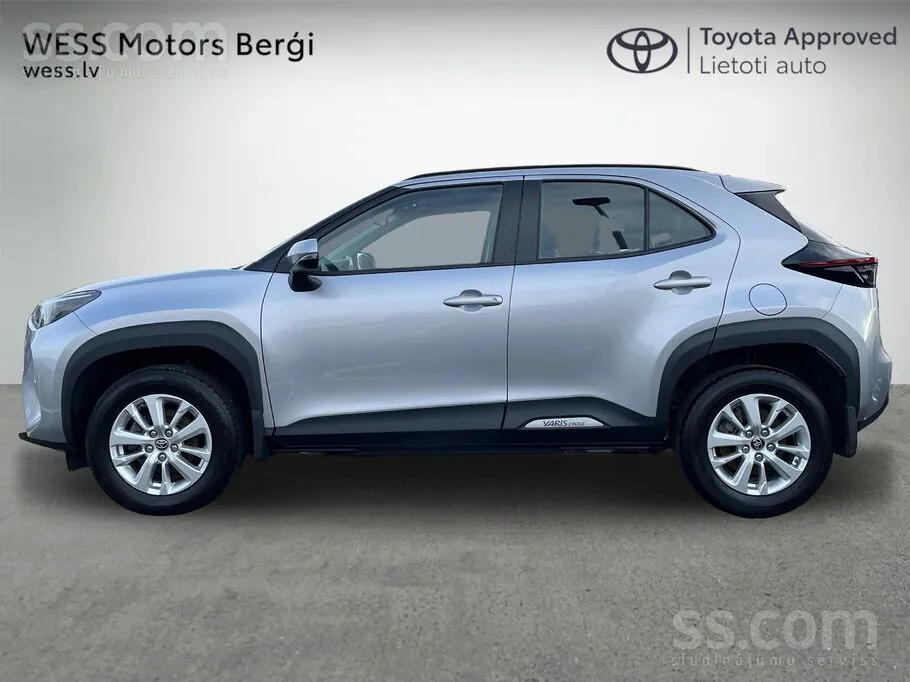 Toyota Yaris Cross 2025 photo 3
