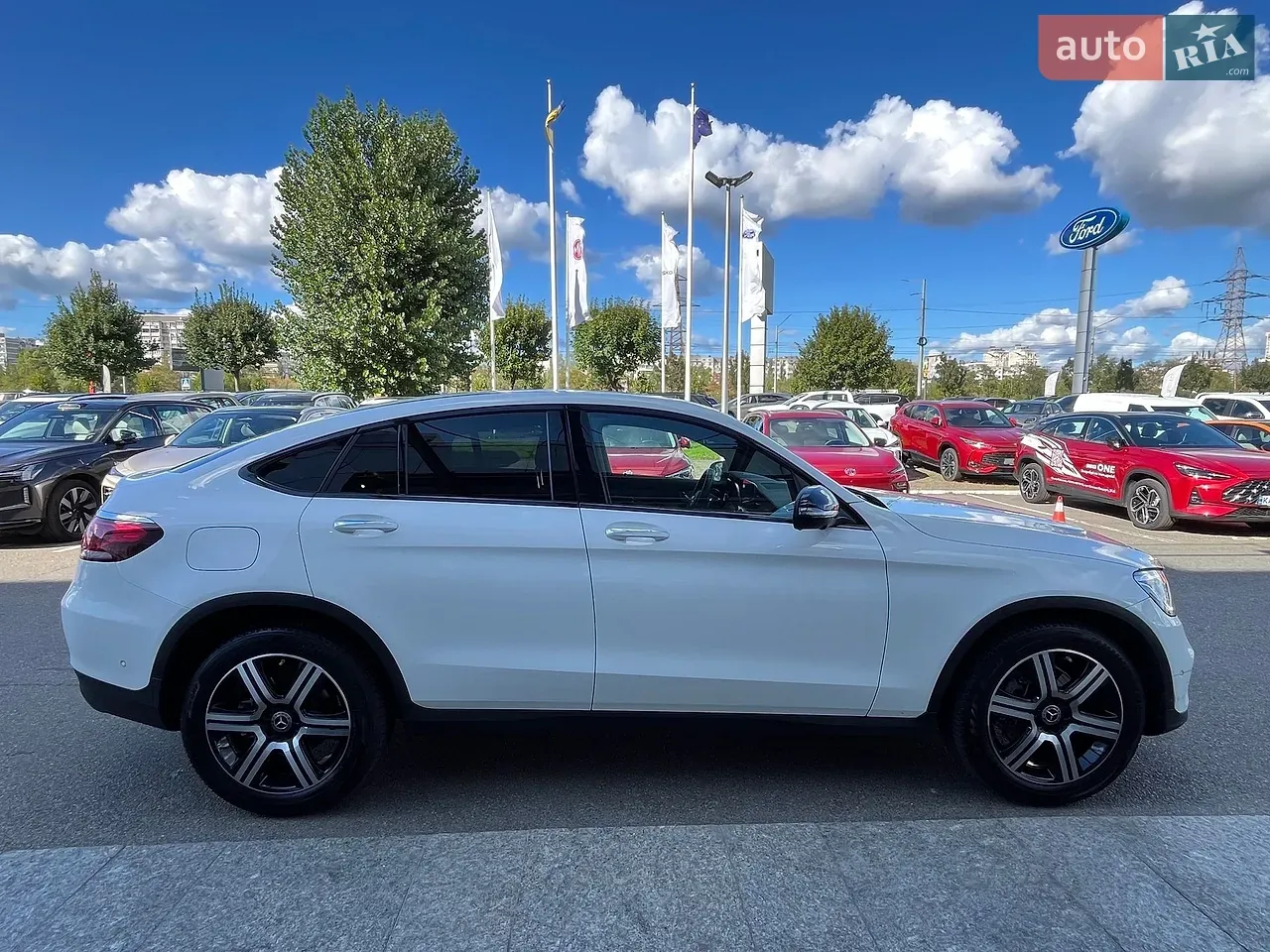 Mercedes-Benz Glc-Class 2020 photo 5