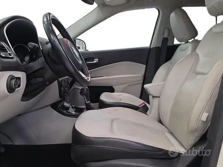 Jeep Compass 2018 photo 2