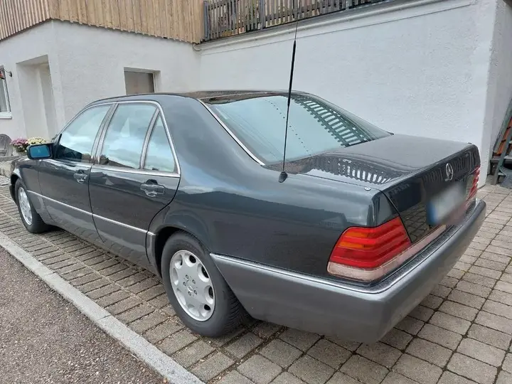 Mercedes-Benz S 400