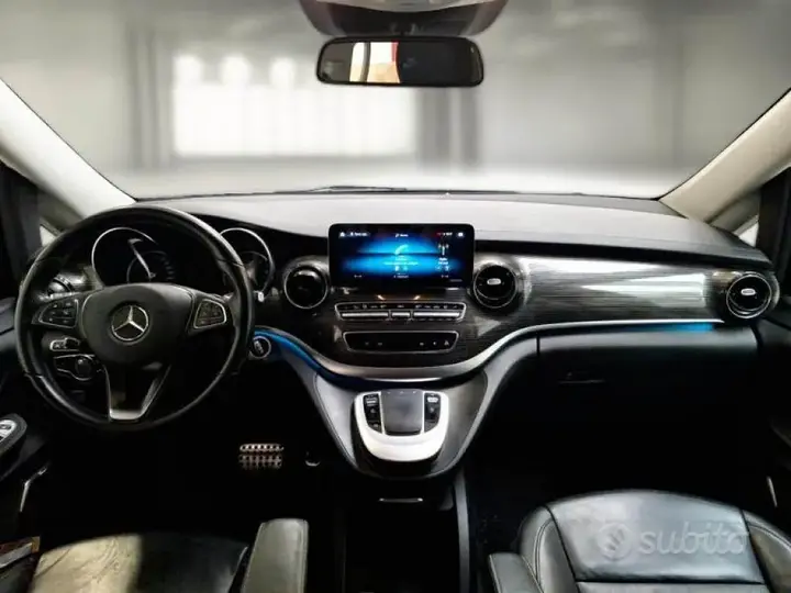 Mercedes-Benz V-Class 2021 photo 4