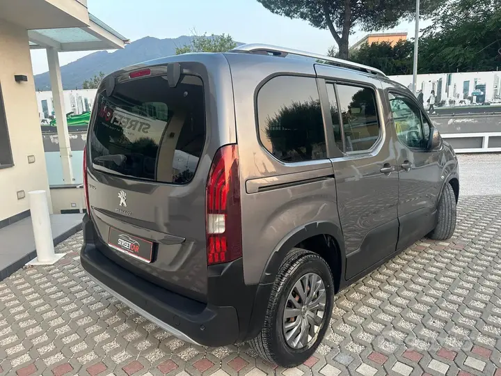 Peugeot Rifter photo 3