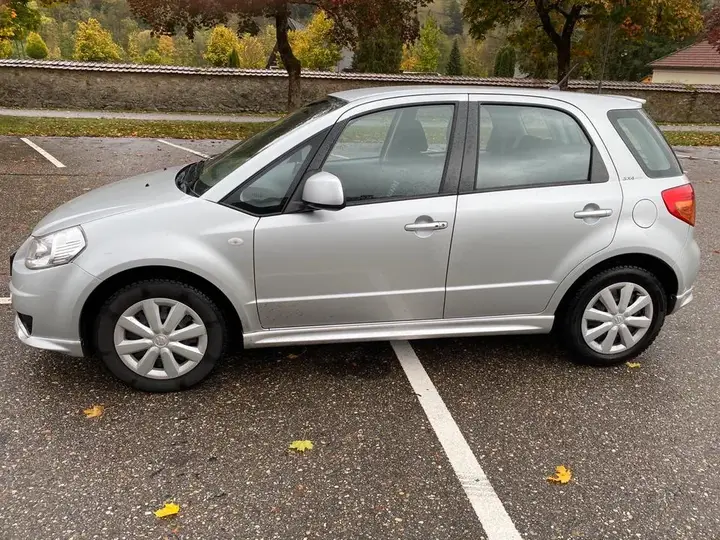 Suzuki Sx4