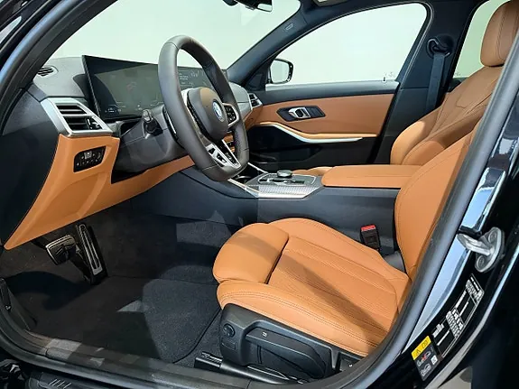BMW 330E 2026 photo 3