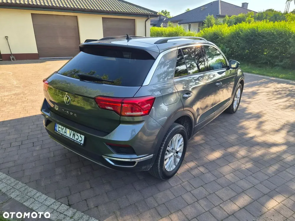 Volkswagen T-Roc 2019 photo 2