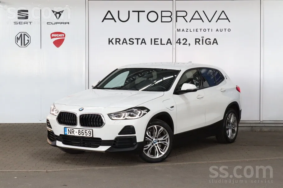 BMW X2