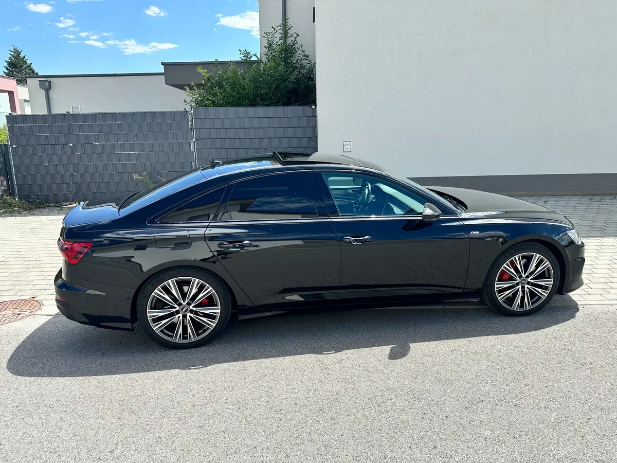 Audi A6 2021 photo 2