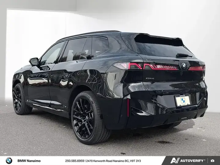 BMW X5 2027 photo 4