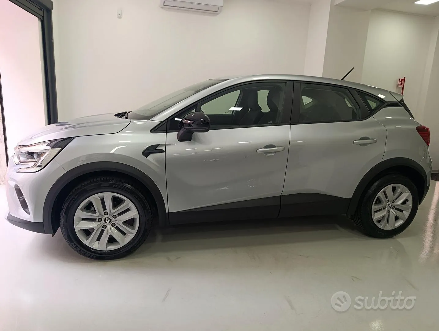 Renault Captur 2024 photo 4