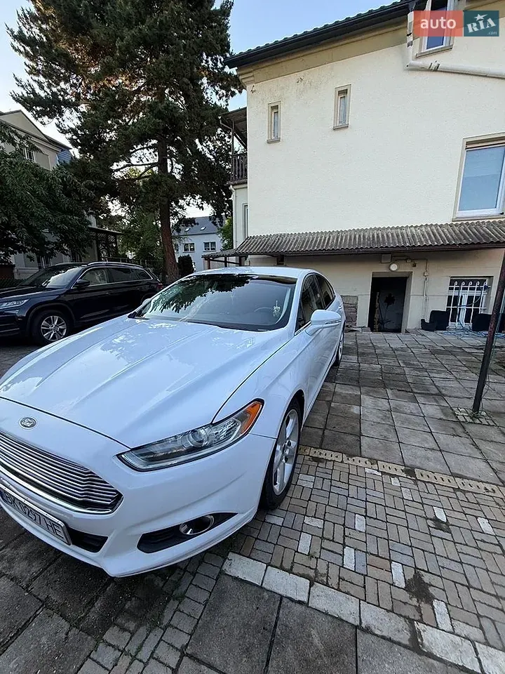 Ford Fusion 2013 photo 3