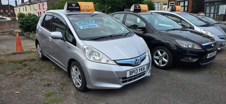 Honda Jazz 2013 photo 2