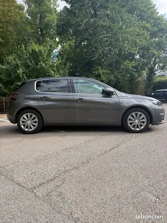 Peugeot 308 2021 photo 5