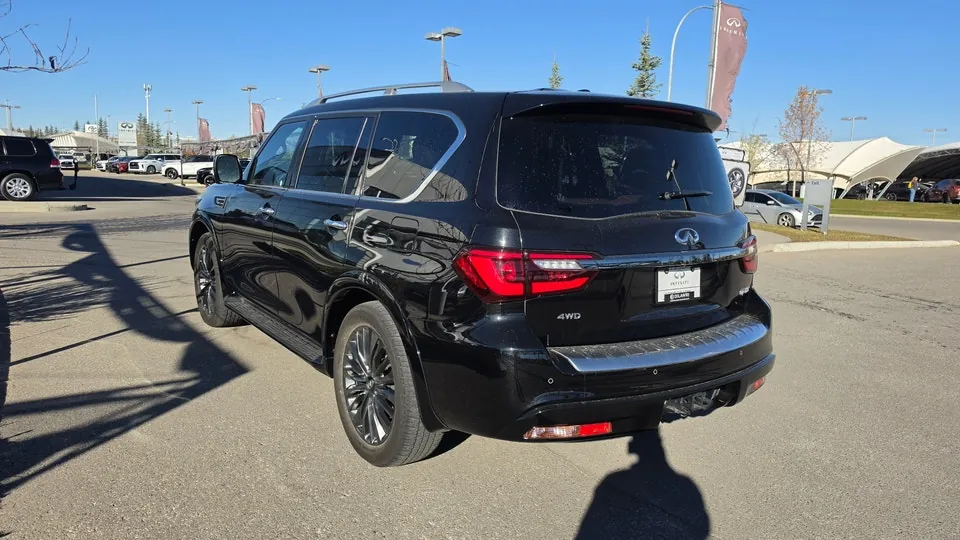 Infiniti Qx80 2024 photo 2