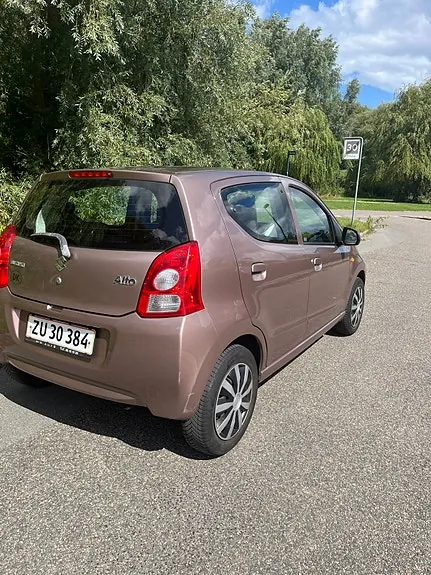 Suzuki Alto 2009 photo 4