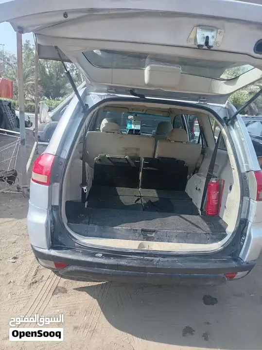 Mitsubishi Pajero 2014 photo 4