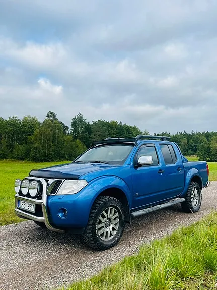 Nissan Navara 2011 photo 3